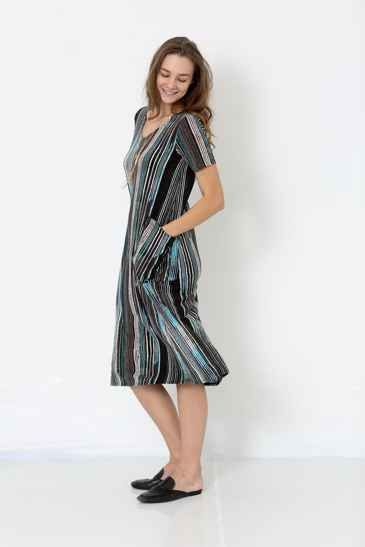 SS V NECK PATCH POCKET DRESS - D2605-DSPR-39081-1