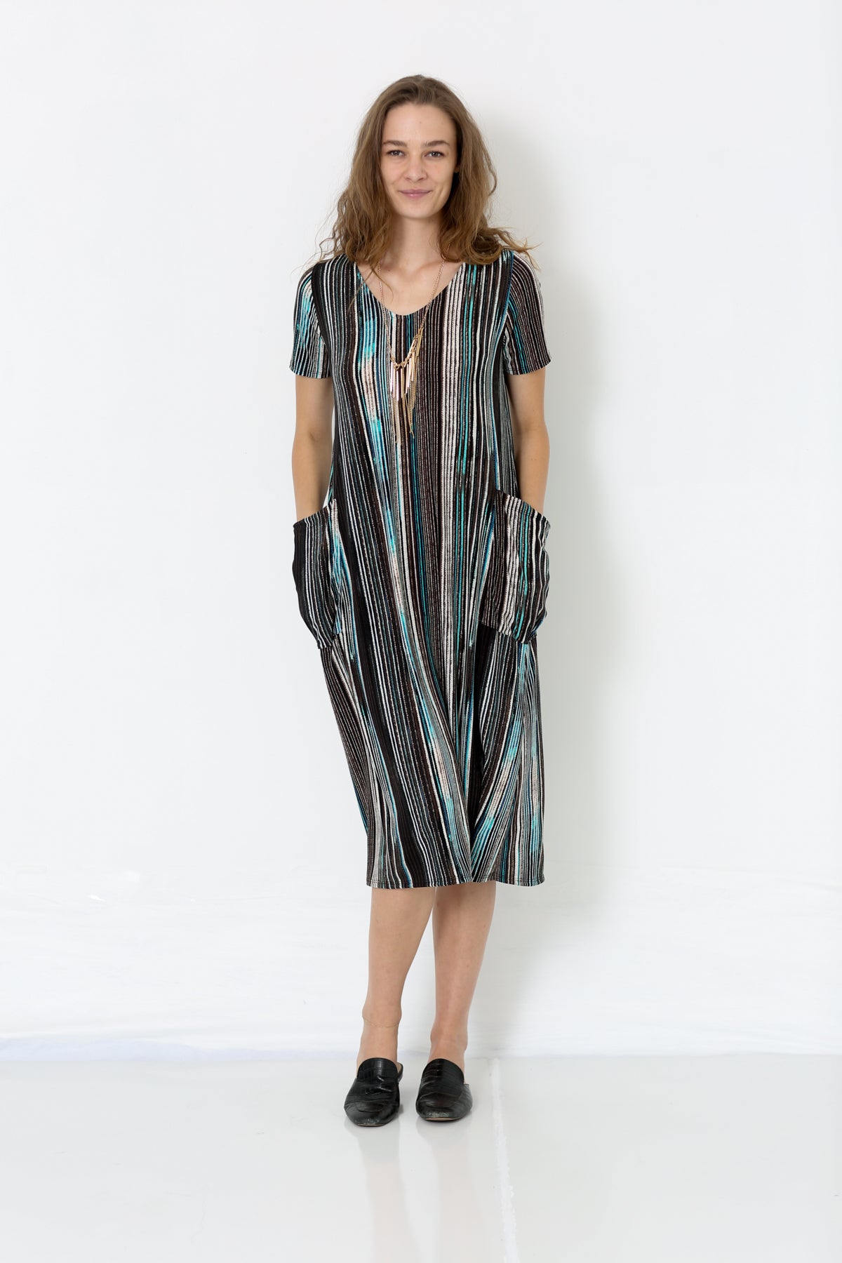 SS V NECK PATCH POCKET DRESS - D2605-DSPR-39081-1