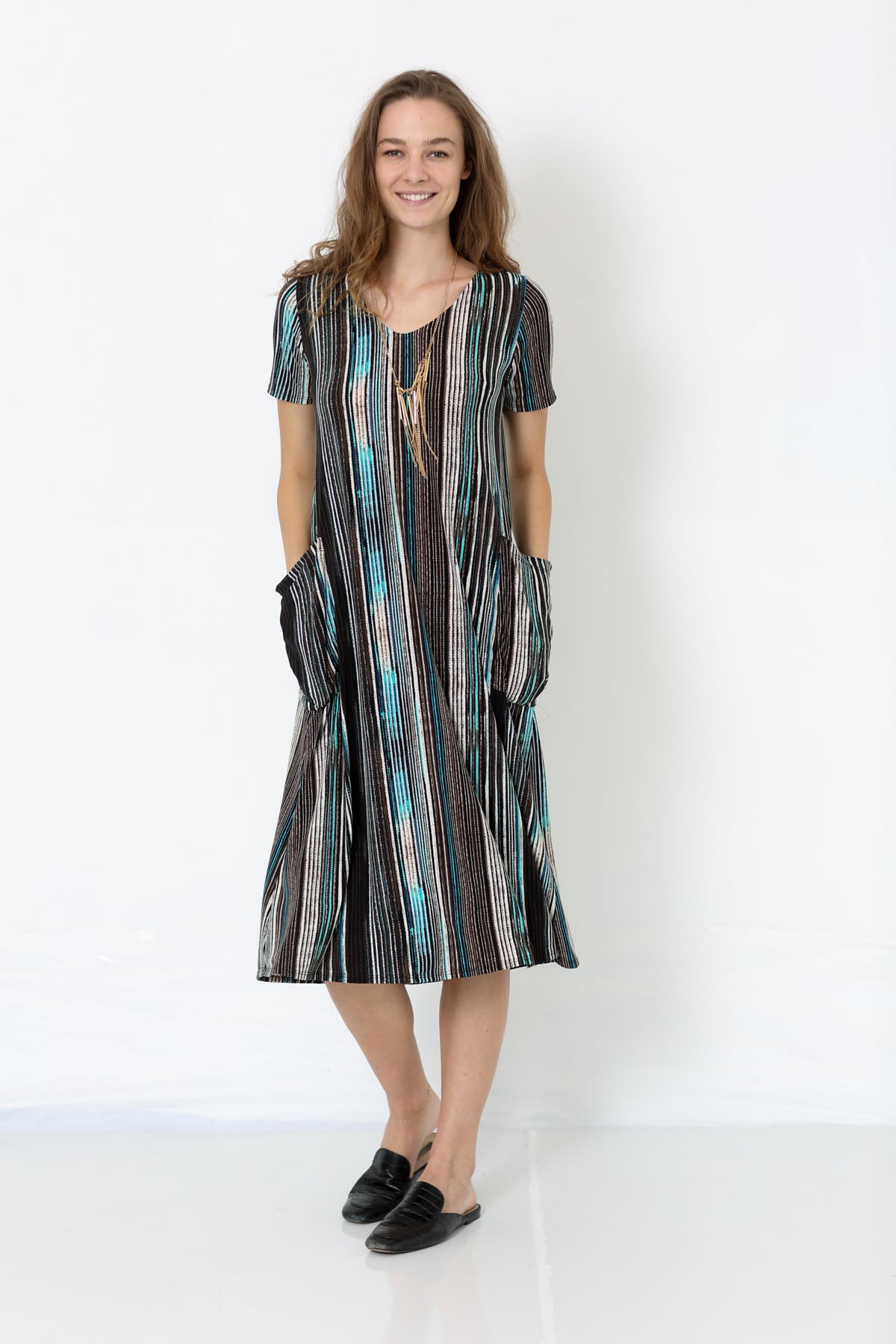 SS V NECK PATCH POCKET DRESS - D2605-DSPR-39081-1