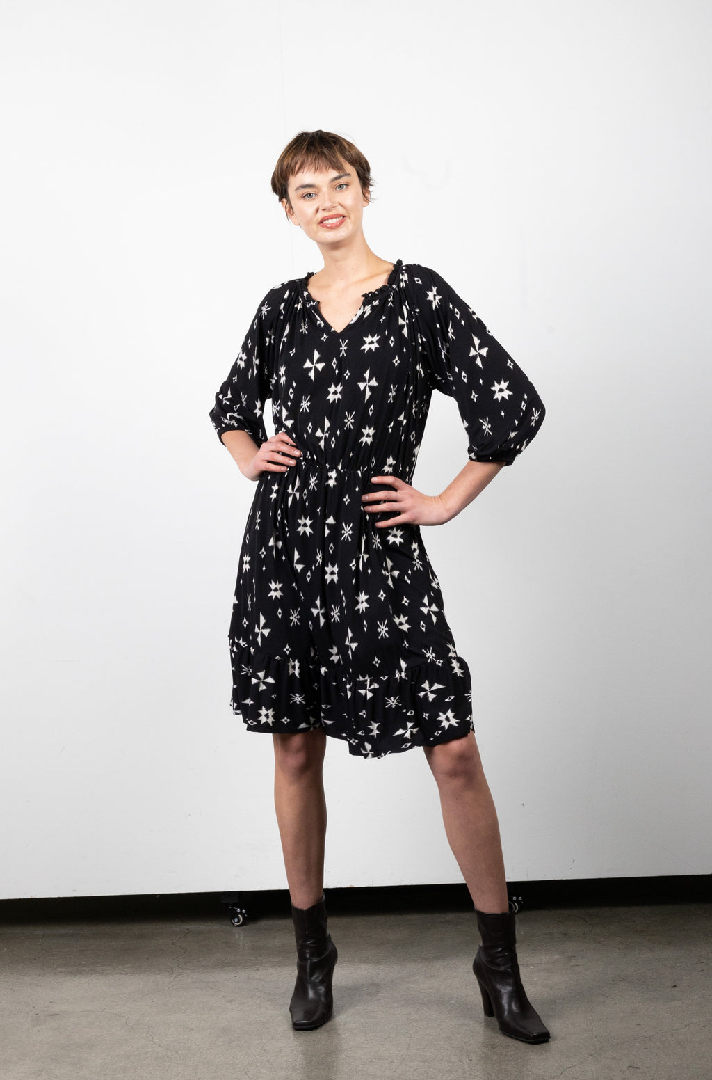 3/4 RAGLAN SLEEVE RUFFLED NOTCH NECKLINE DRESS - D3137-86751-0