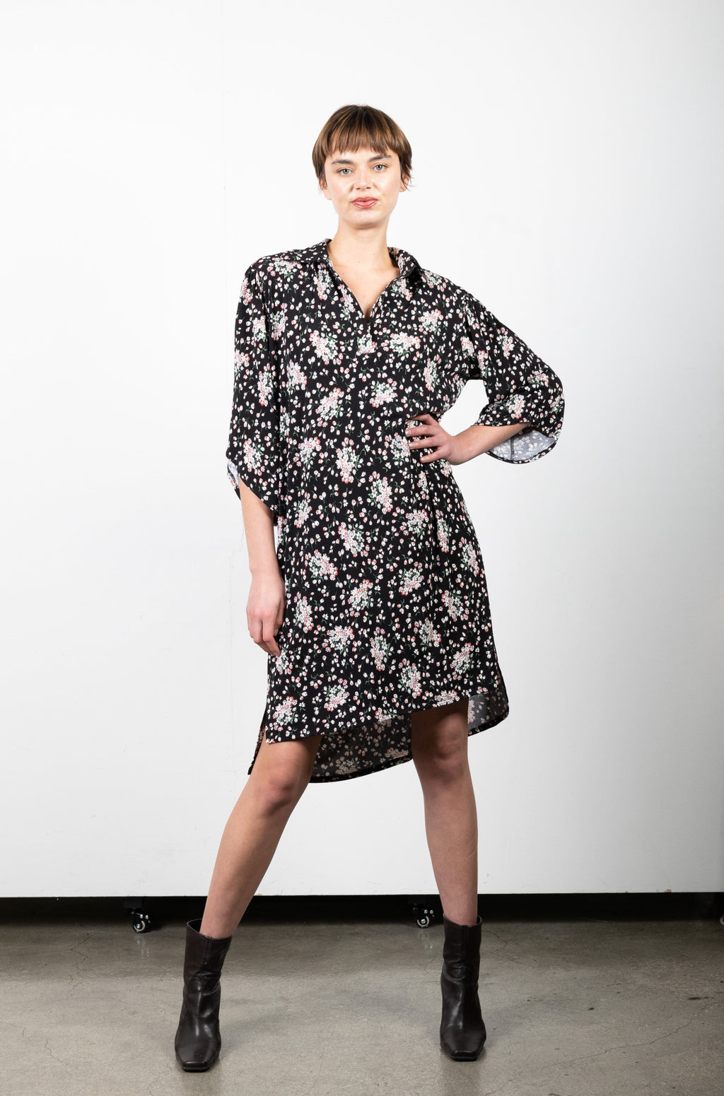 STEP HEM 3/4 SLEEVE OPEN COLLAR DRESS - D3140-A0250