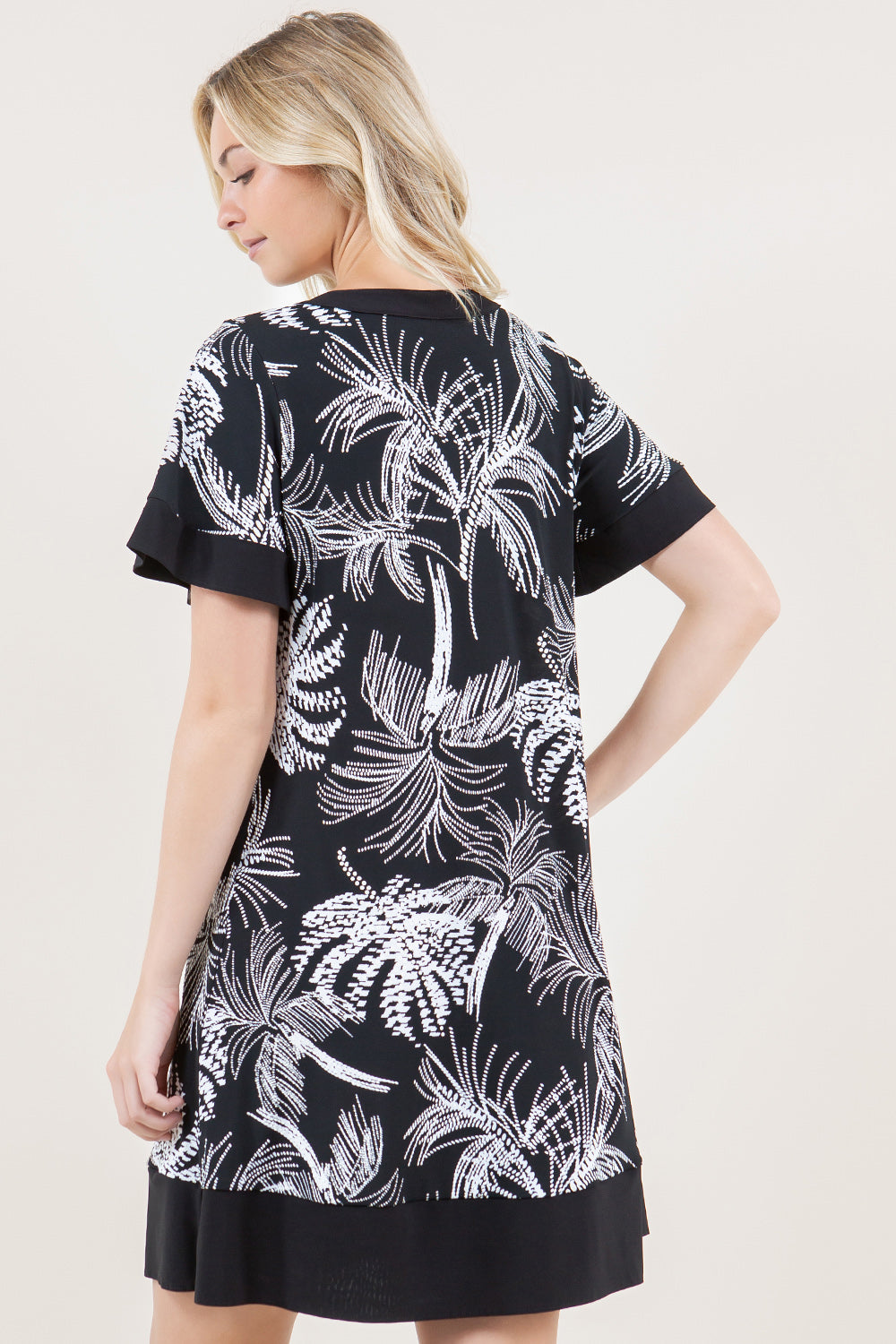 S/SLV ILLUSION HEM V NECK SHIFT DRESS