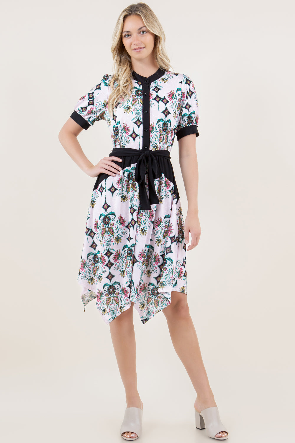 S/SLV ACCENTED HANKERCHIEF DRESS W/SASH