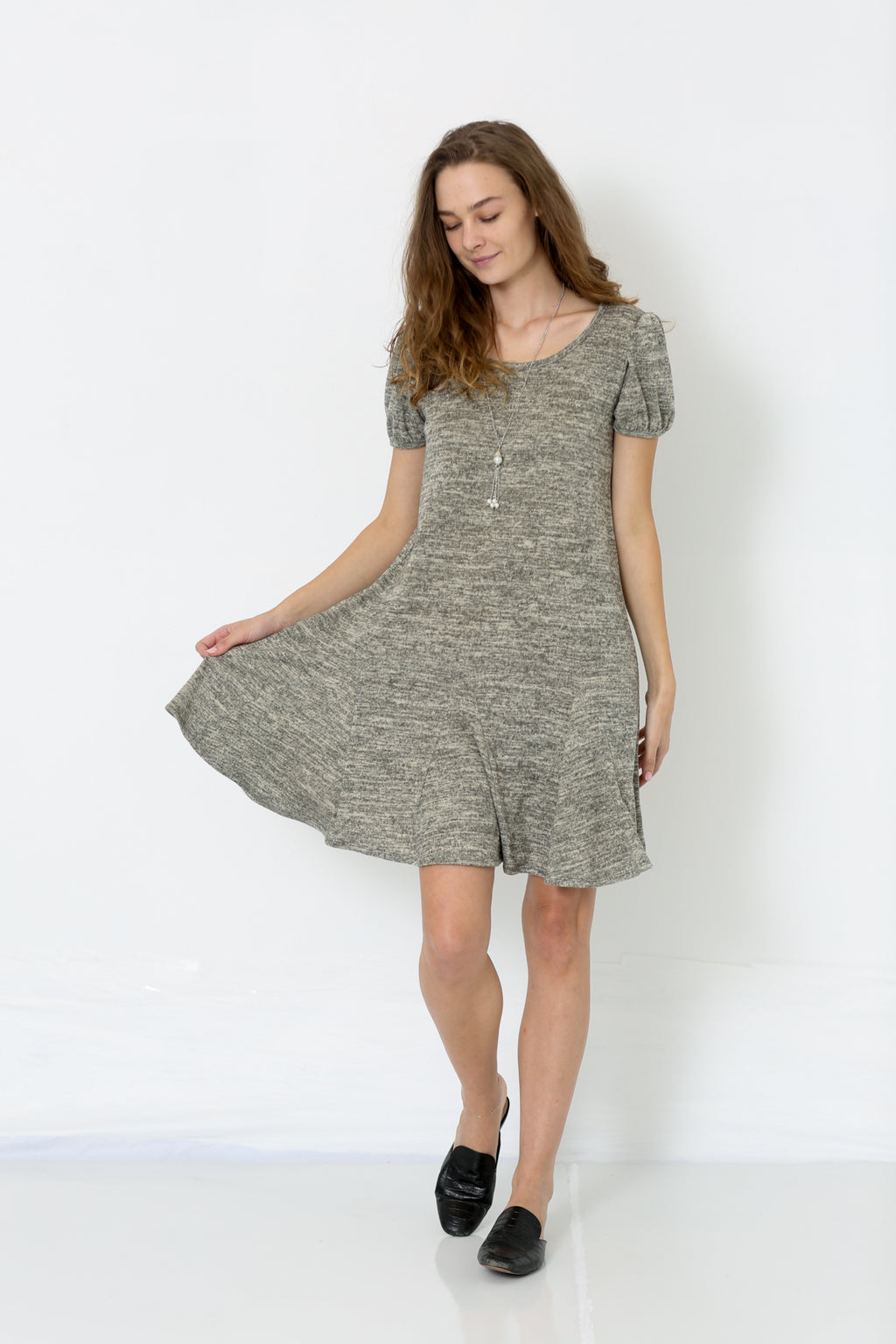 SS PUFF SCOOP NECK GODET DRESS - D9017