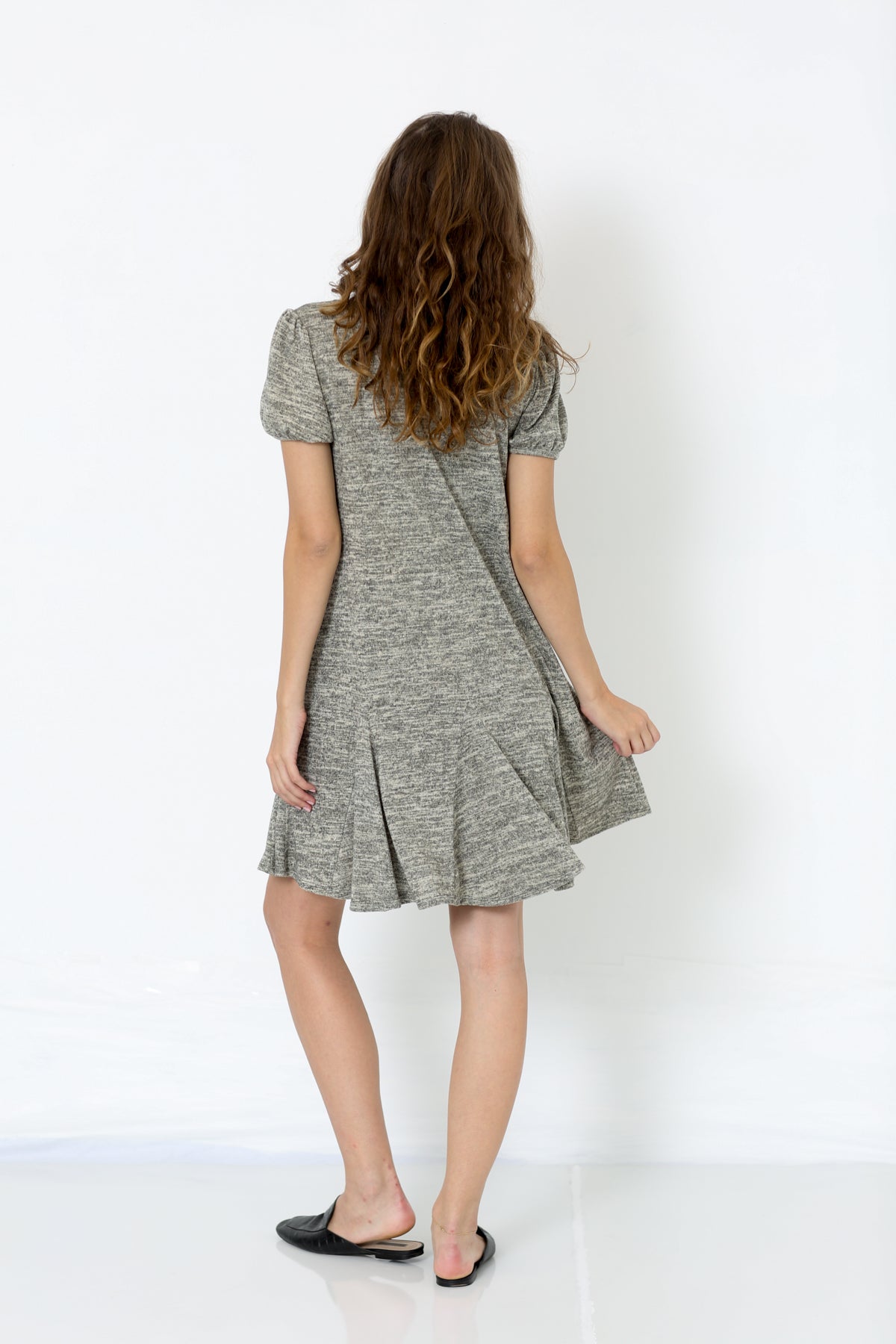 SS PUFF SCOOP NECK GODET DRESS - D9017