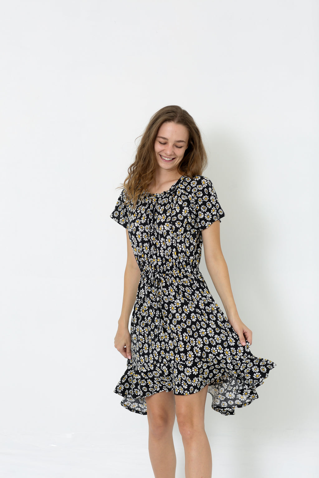 SS RUFFLE HEM ELASTIC WAIST HI LOW PEASANT DRESS - D9018