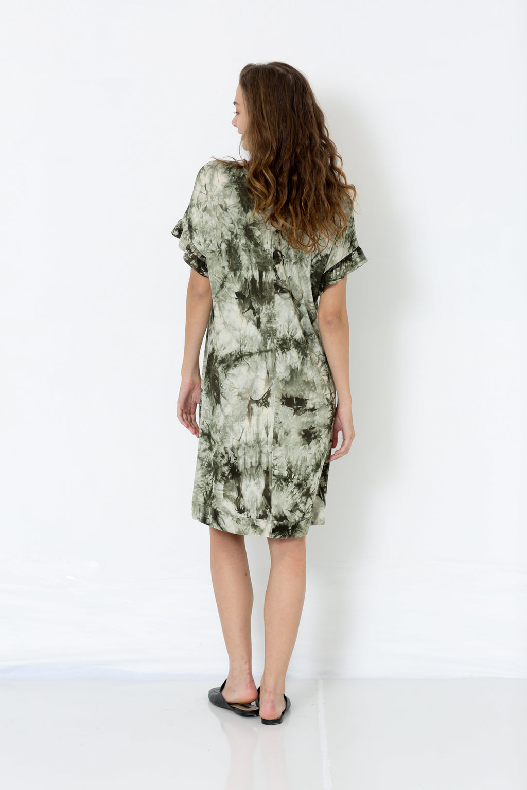 SS RUFFLE HEM V NECK PULLOVER DRESS - D9024