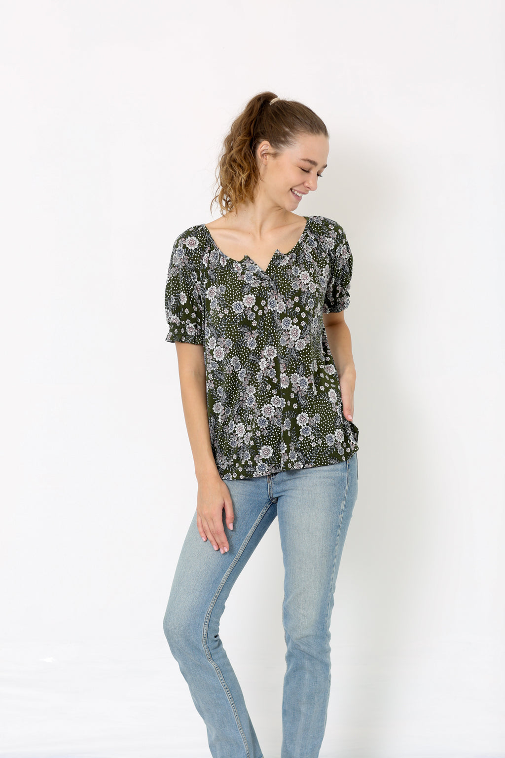 SS V NECK SMOCKED TOP - T10165