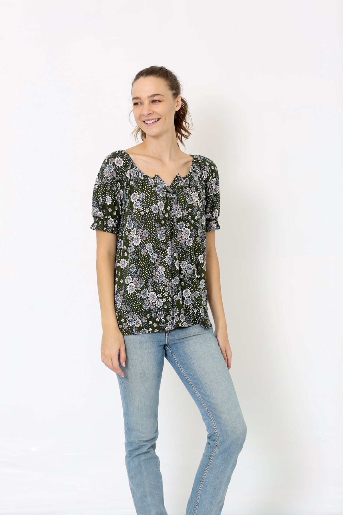 SS V NECK SMOCKED TOP - T10165