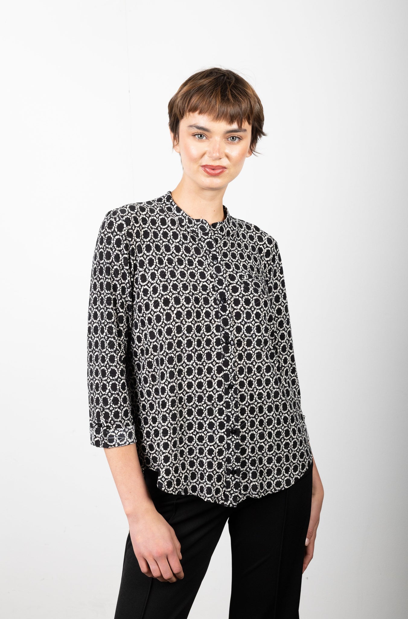 V NECK BUTTON DOWN SHIRT WITH WELT POCKET - T11186-A0589