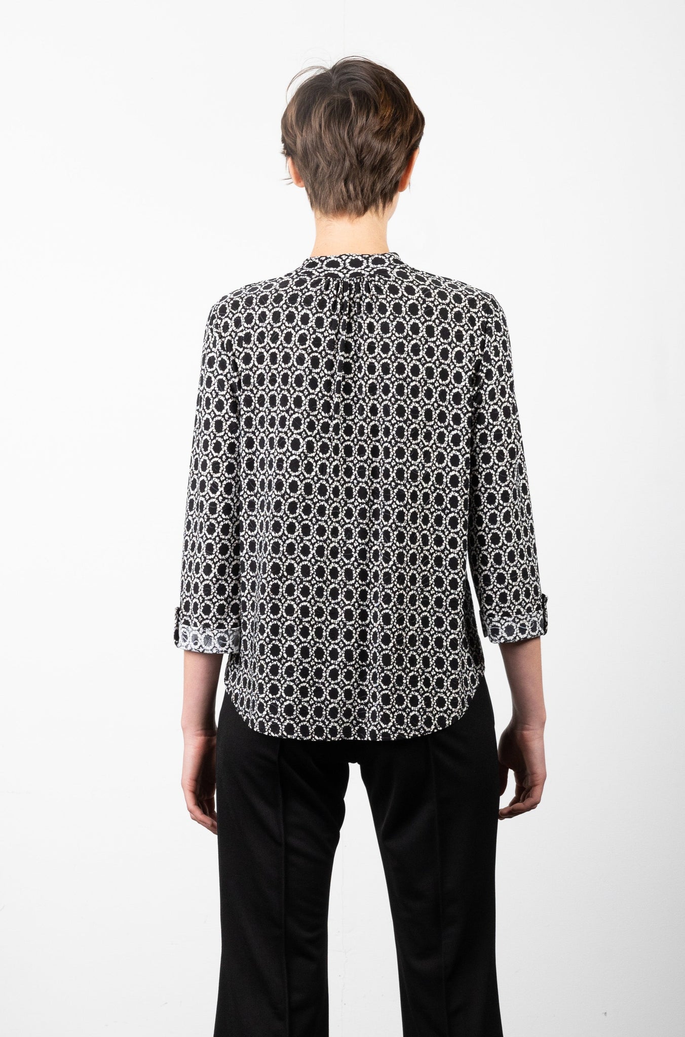 V NECK BUTTON DOWN SHIRT WITH WELT POCKET - T11186-A0589