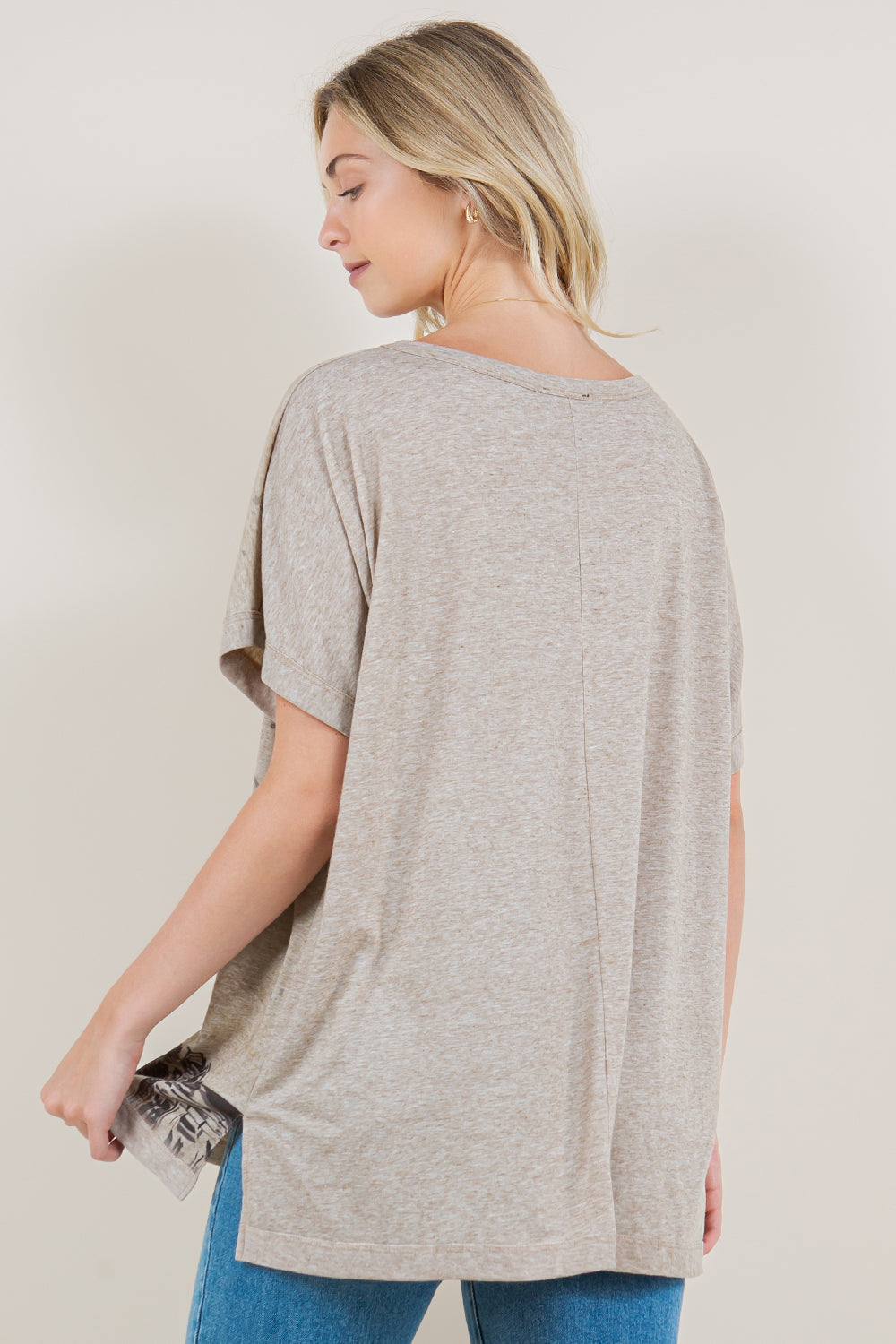 SS DOLMAN SWOOP V NECK STEP HEM TOP - T11270-BK17713
