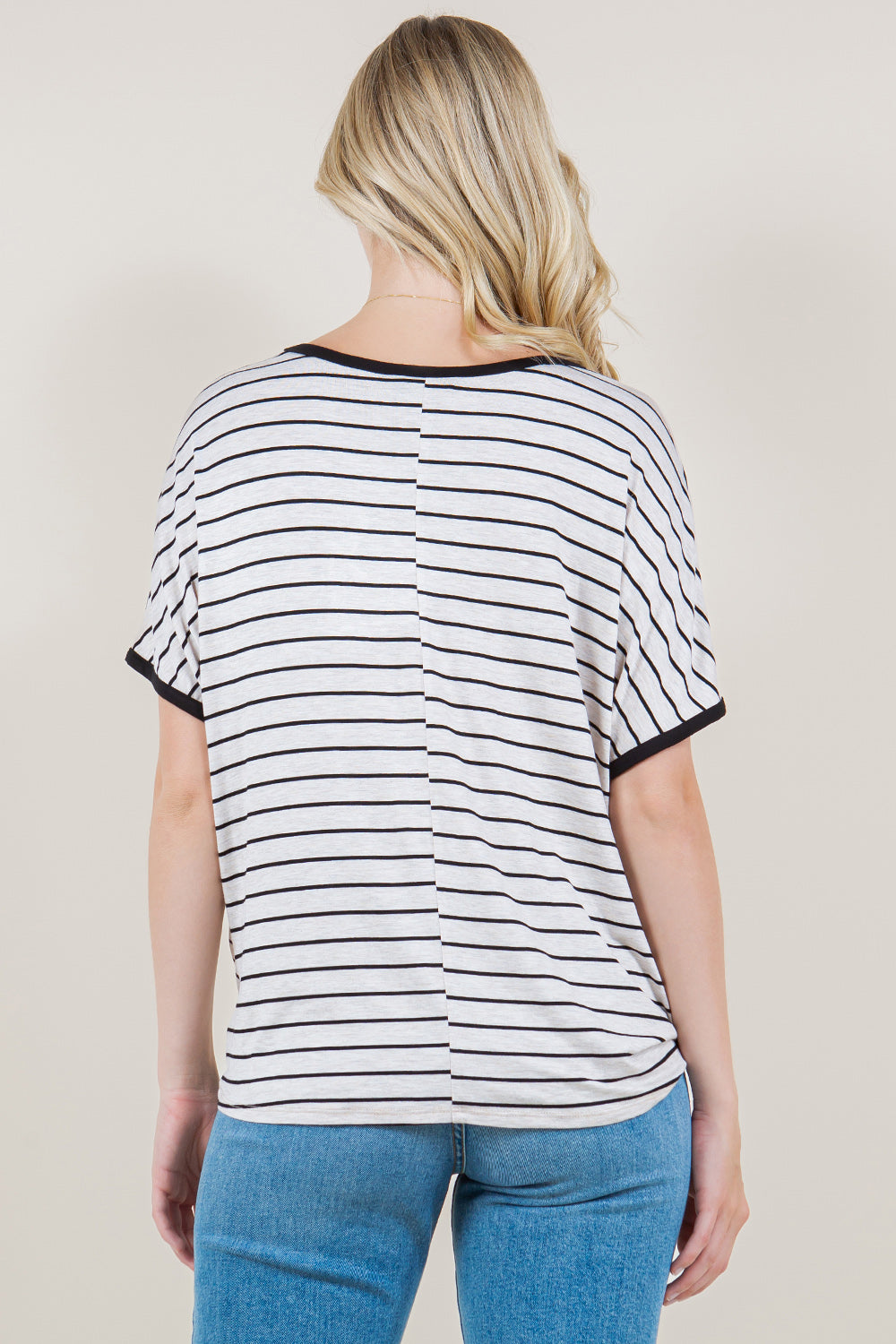 ELBOW SLEEVE CONTRAST BINDING FRONT TWIST HANDKERCHIEF HEM TOP - T11289