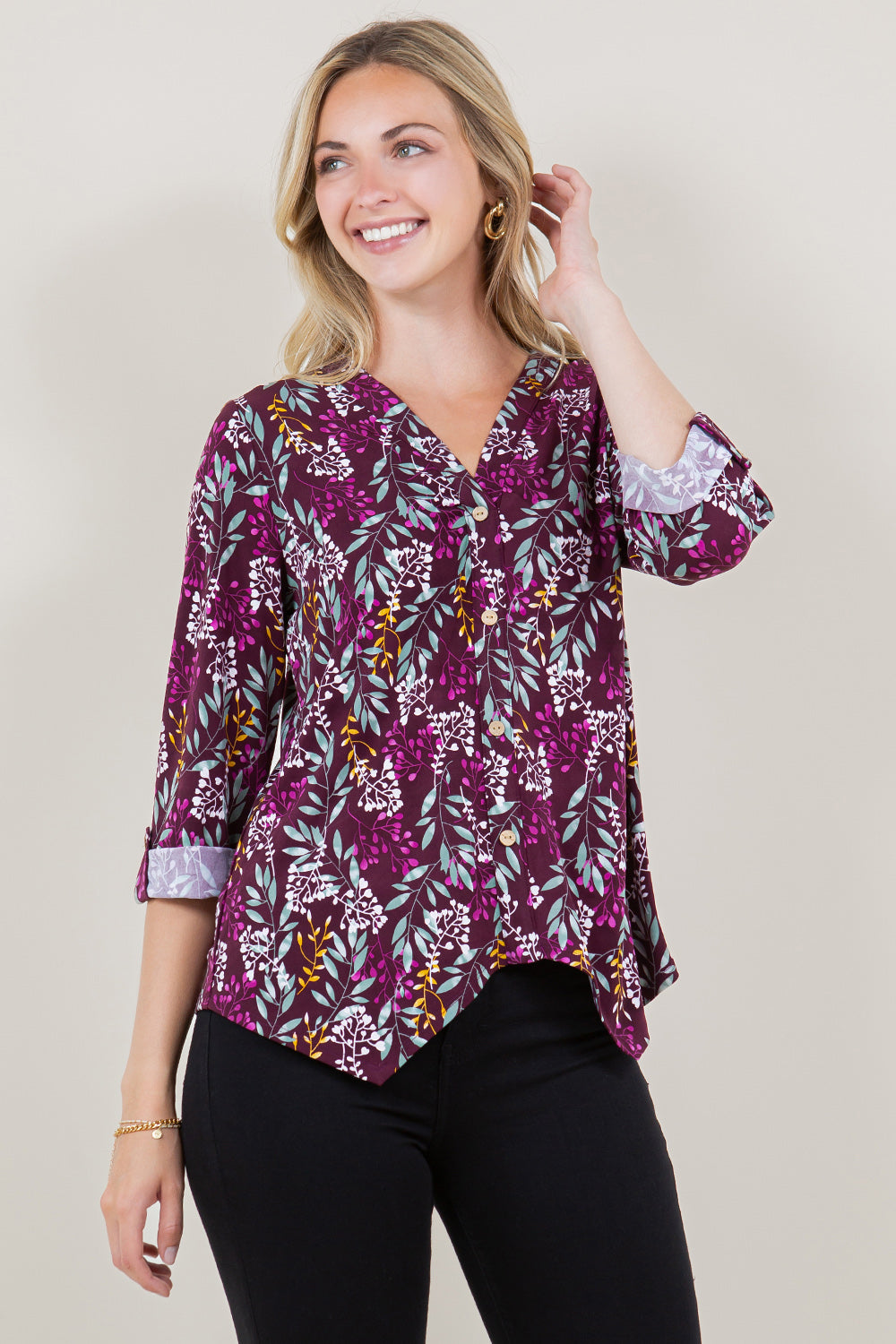 ELBOW SLEEVE ROLL TAB HANKIE HEM TOP - T11469-4891-6