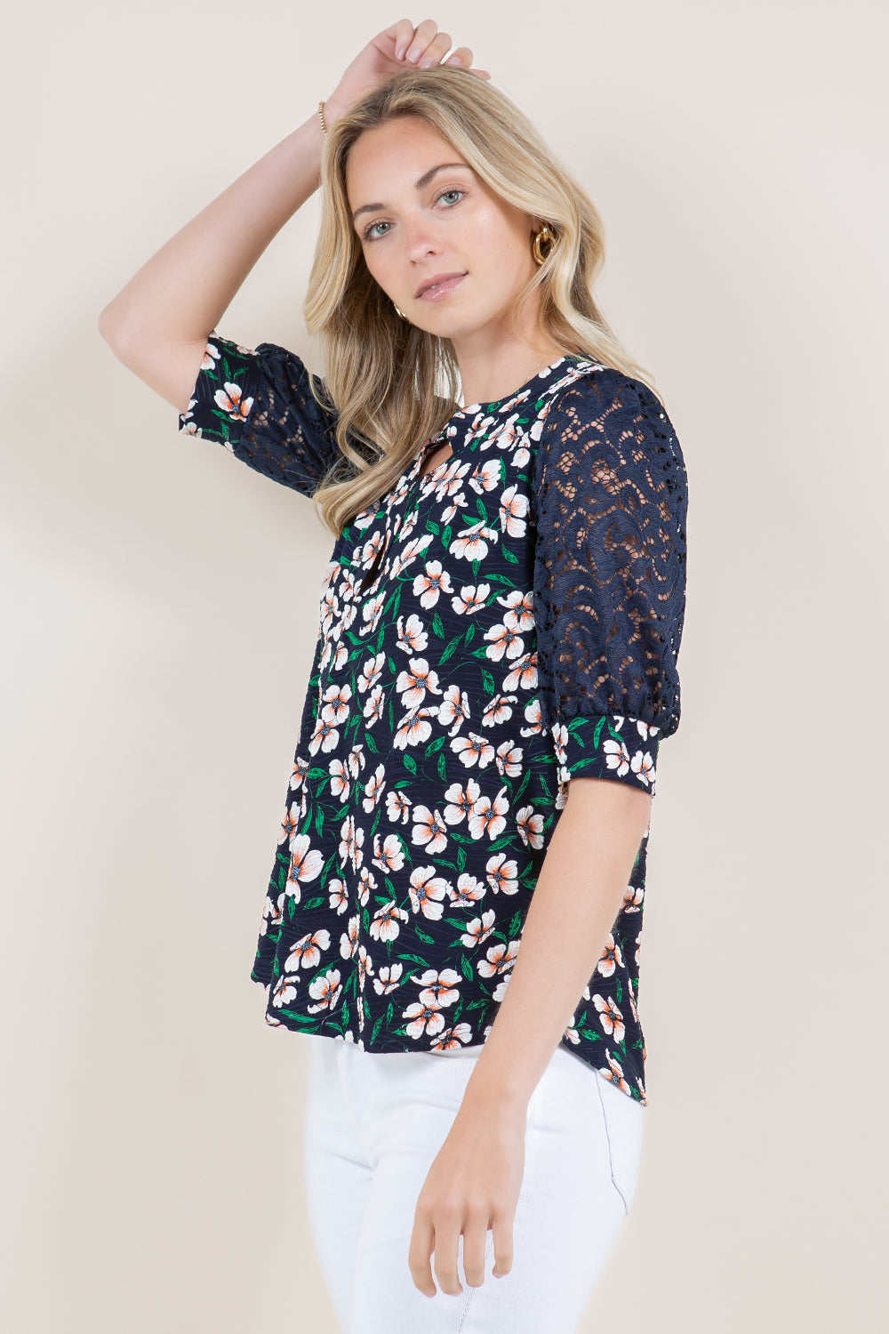 PUFF ELBOW LACE SLEEVE PLACKET NOTCH TOP - T11512-1136-1-JQITY