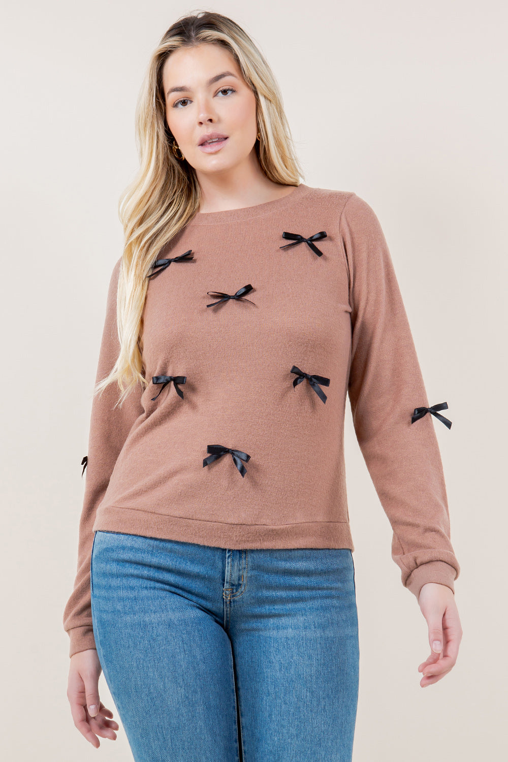 LS ALL OVER BOW PULLOVER - T11641-CSH-HACCI-TAUPE