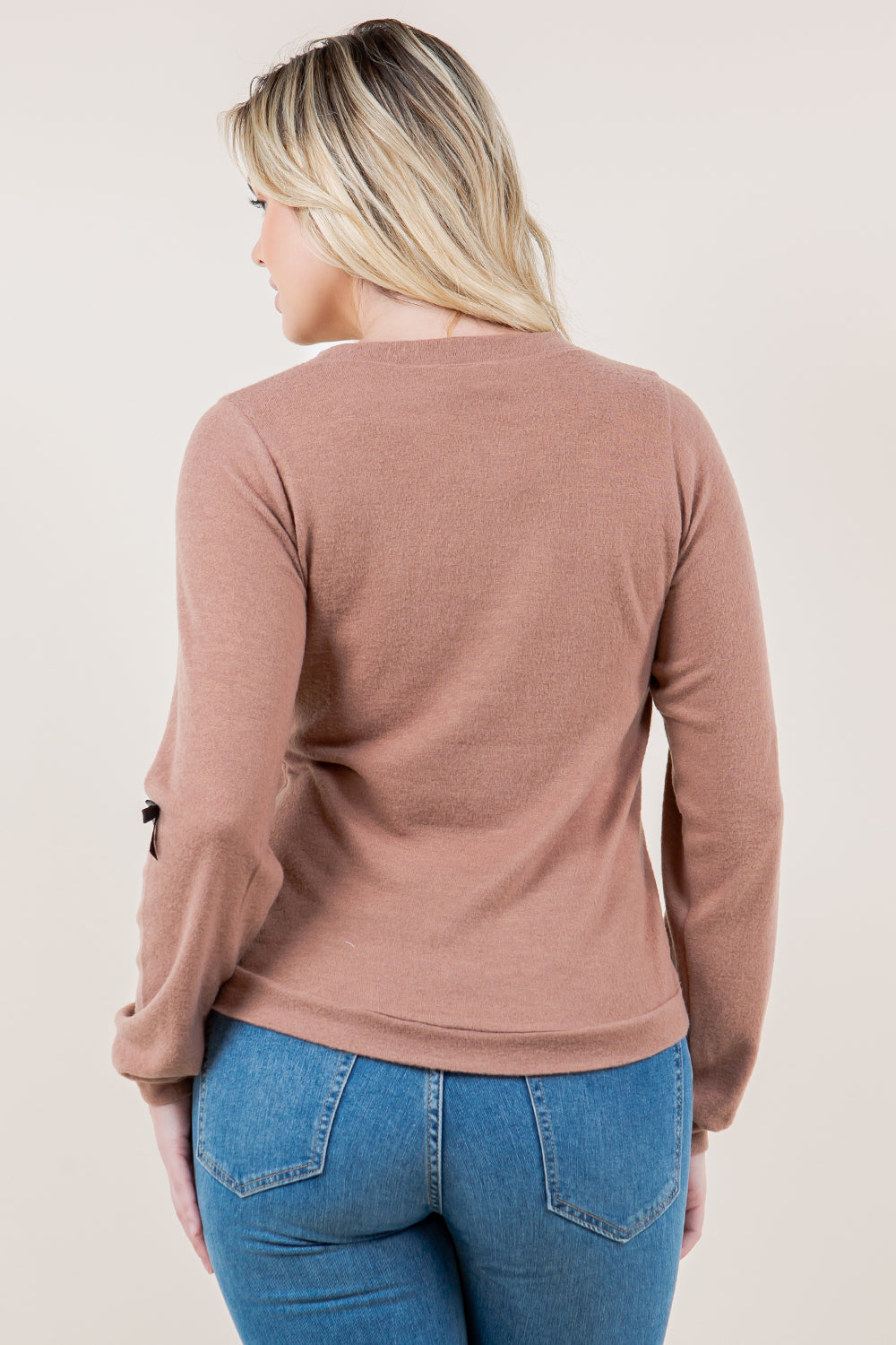 LS ALL OVER BOW PULLOVER - T11641-CSH-HACCI-TAUPE