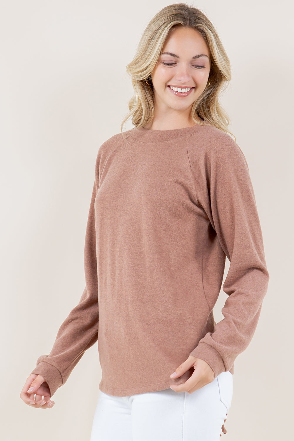 LS ROUCHED BACK CREW NK PULL OVER - T11675-TAUPE-BACK