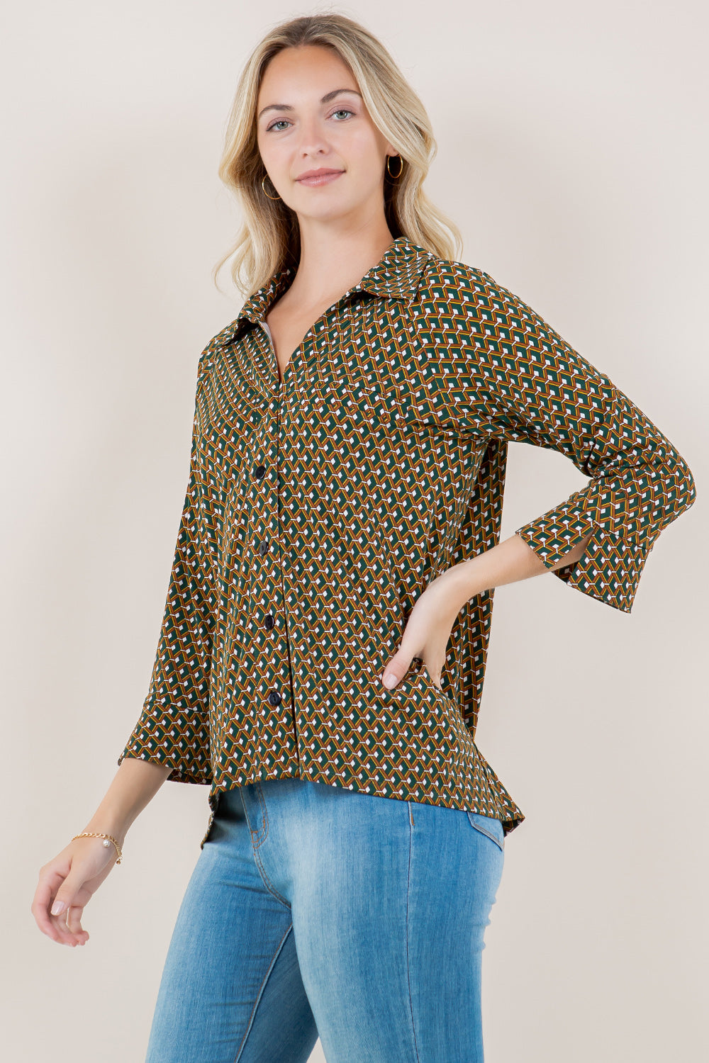 3/4 RAGLAN SLV COLLAR BUTTON FRT HI LO TOP - T11700-A4617