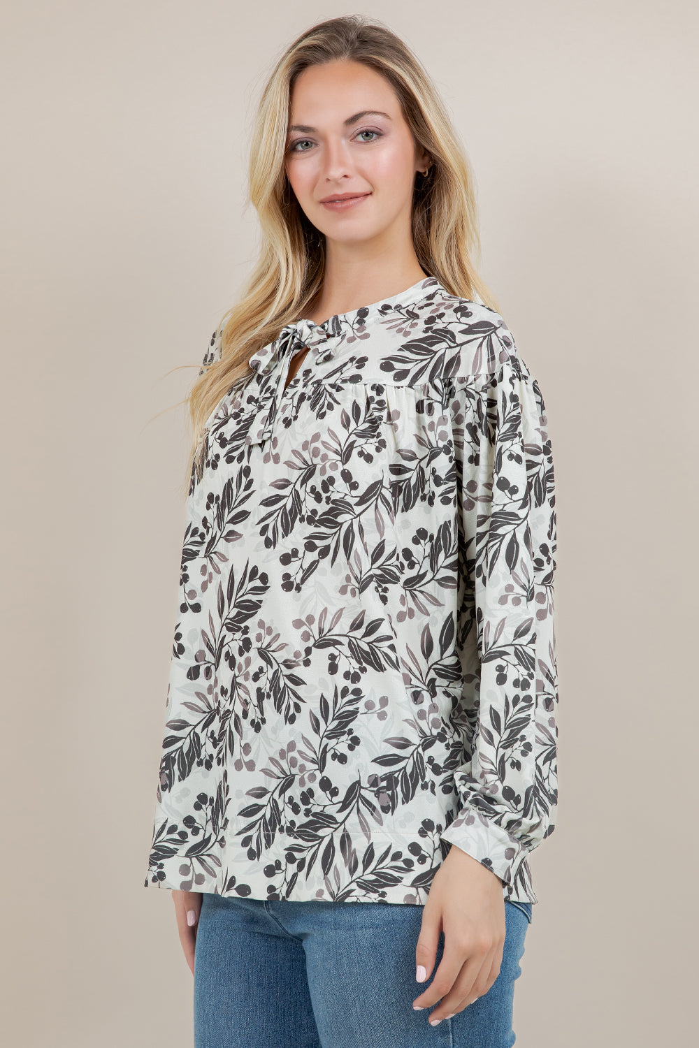 L/SLV TIE NECK PEASANT TOP T11723-2202044