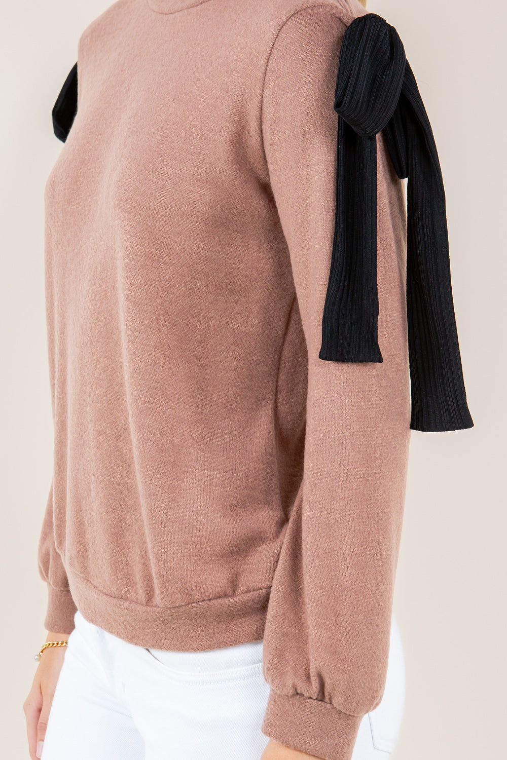 LS CUT OUT BOW MOCK NK PULL OVER - T11784-CSH-HACCI-TAUPE