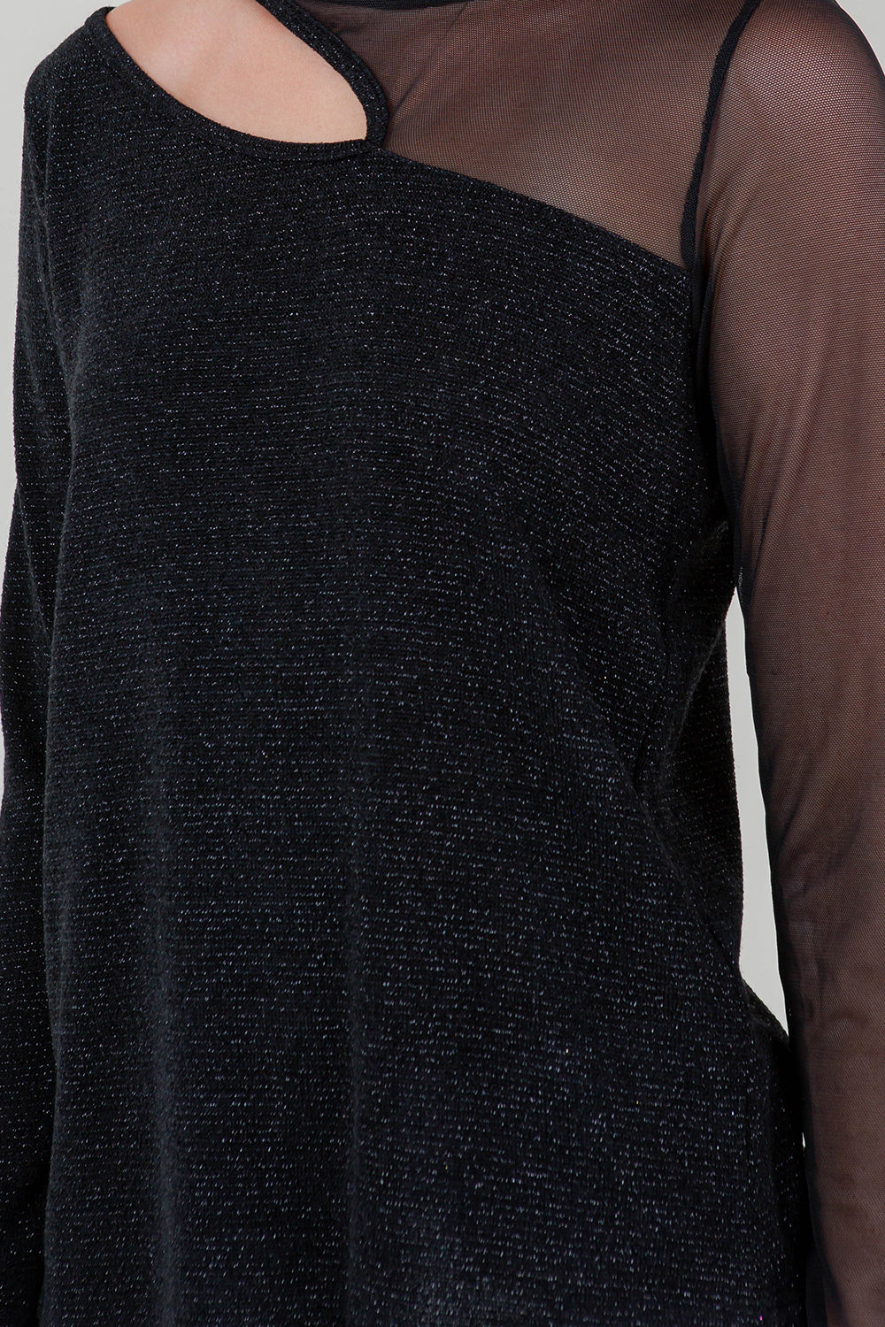 LS ASYM KEYHOLE MOCK NECK - T11794-GLTR-BLK