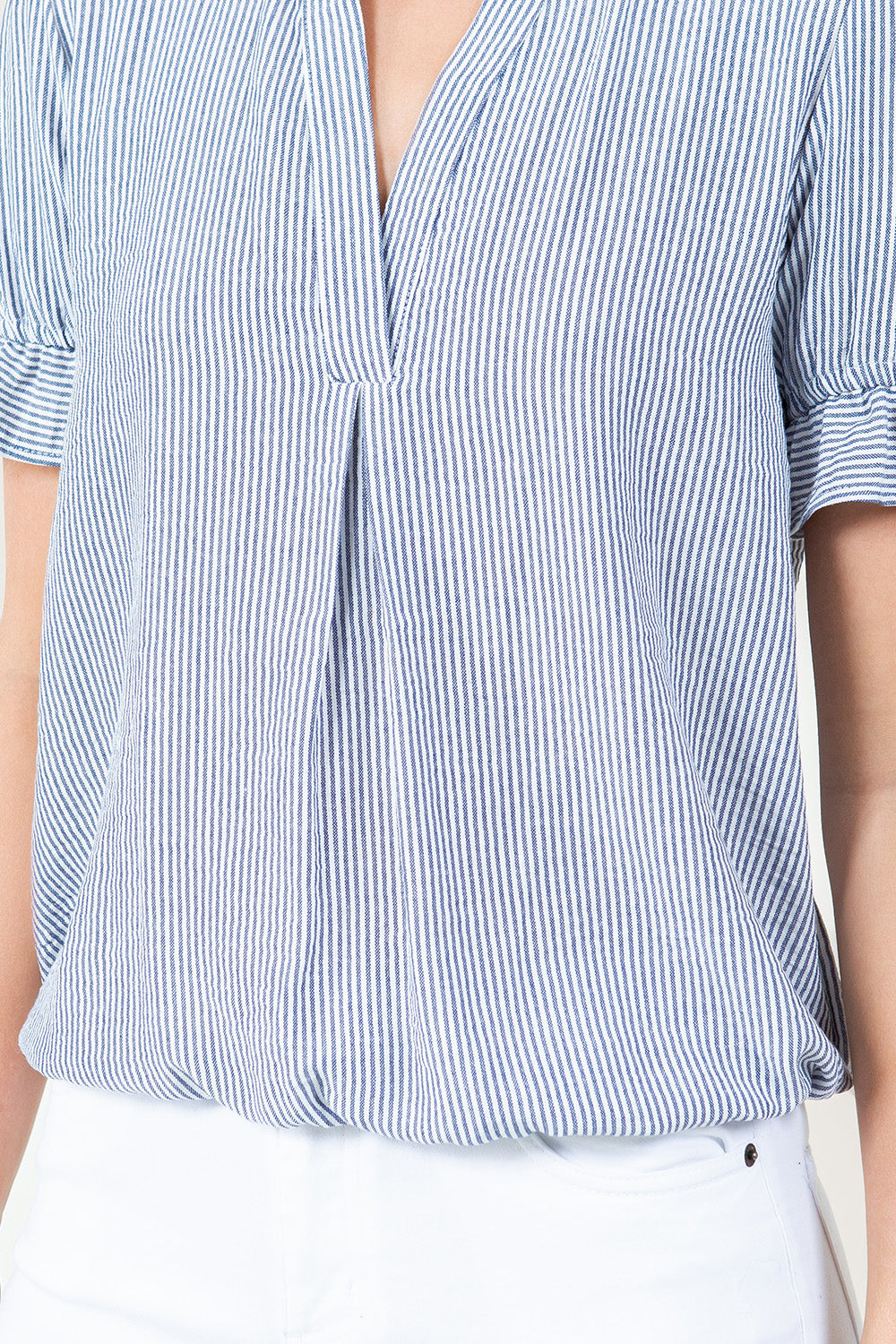 S/SLV POET HALF PLACKET BUBBLE HEM TOP - T12367-0993
