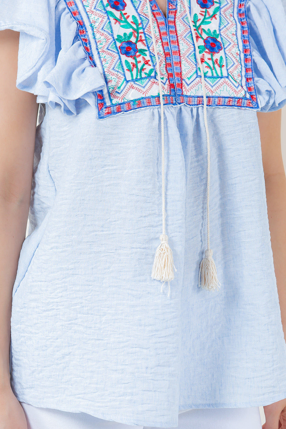 SL RUFFLE EMBROIDERED BIB PATCH TOP - T12417-1212