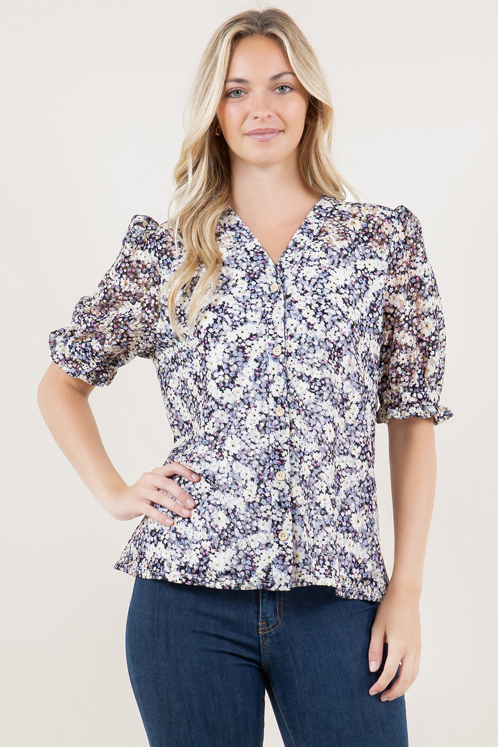 PUFFED SHORT SLEEVE Y NECK ROUCHED FRONT SHIRT