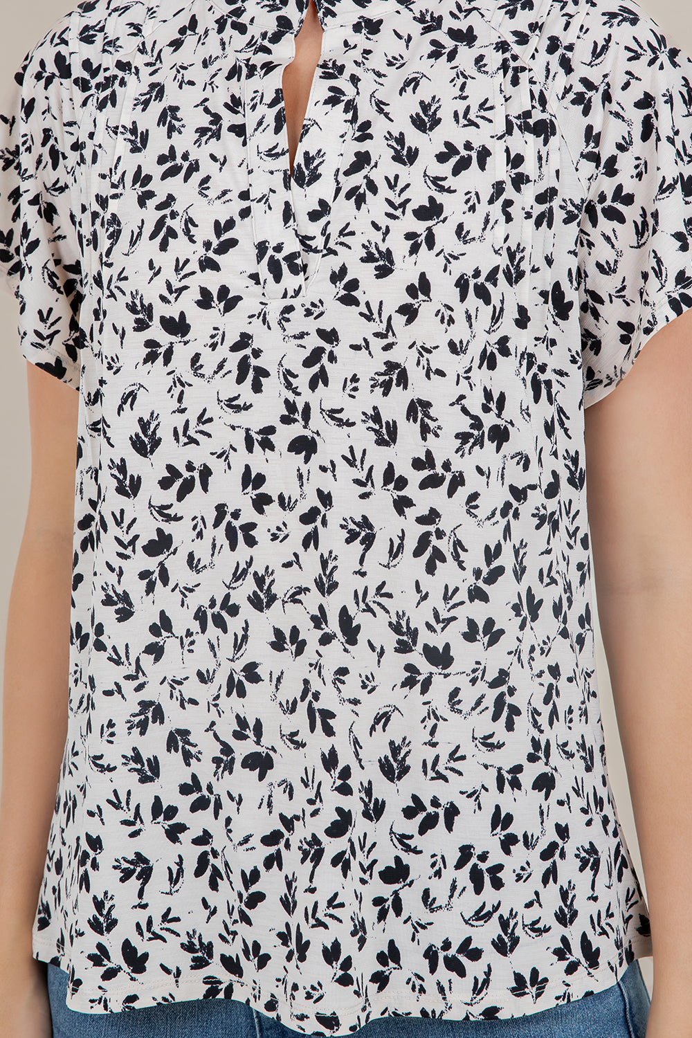 S/SLV RAGLAN PINTUCK TOP T12466-A4981