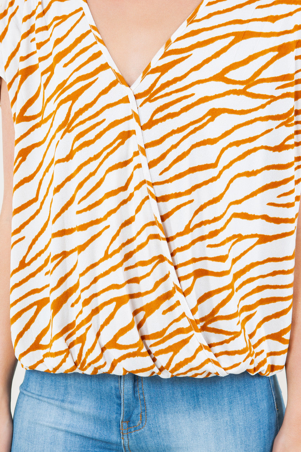 EXT SLEEVE DOLMAN SURPLICE BUBBLE BACK TIE TOP
