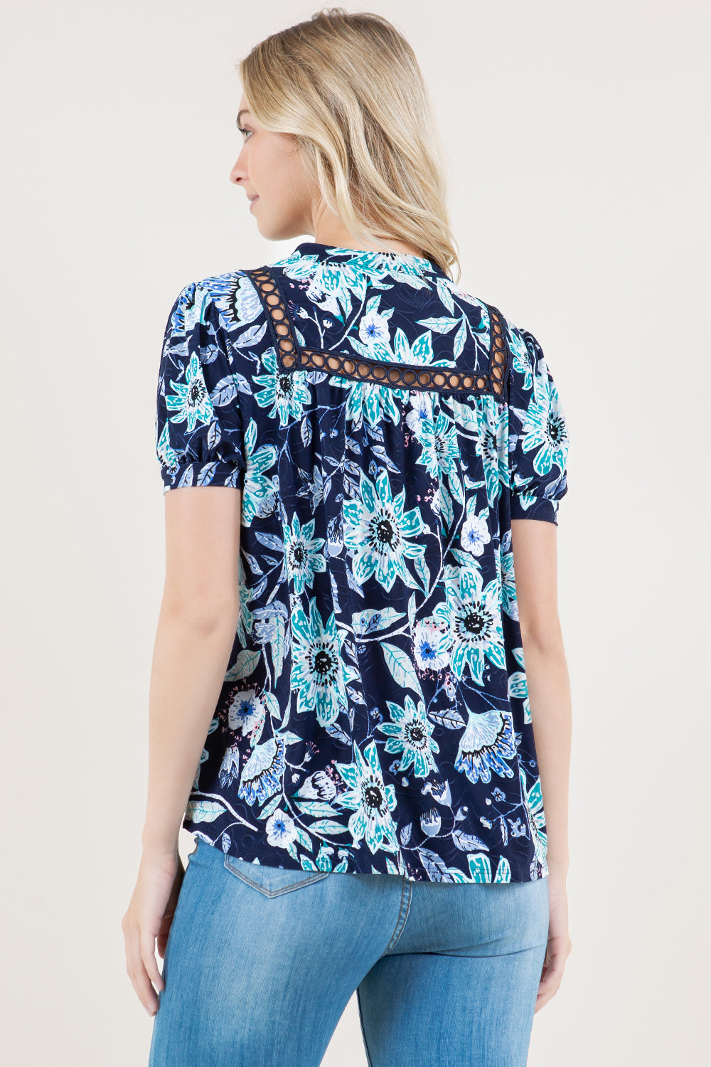 SHORT PUFFED SLEEVE CROCHET INSET YOKE SHIRT