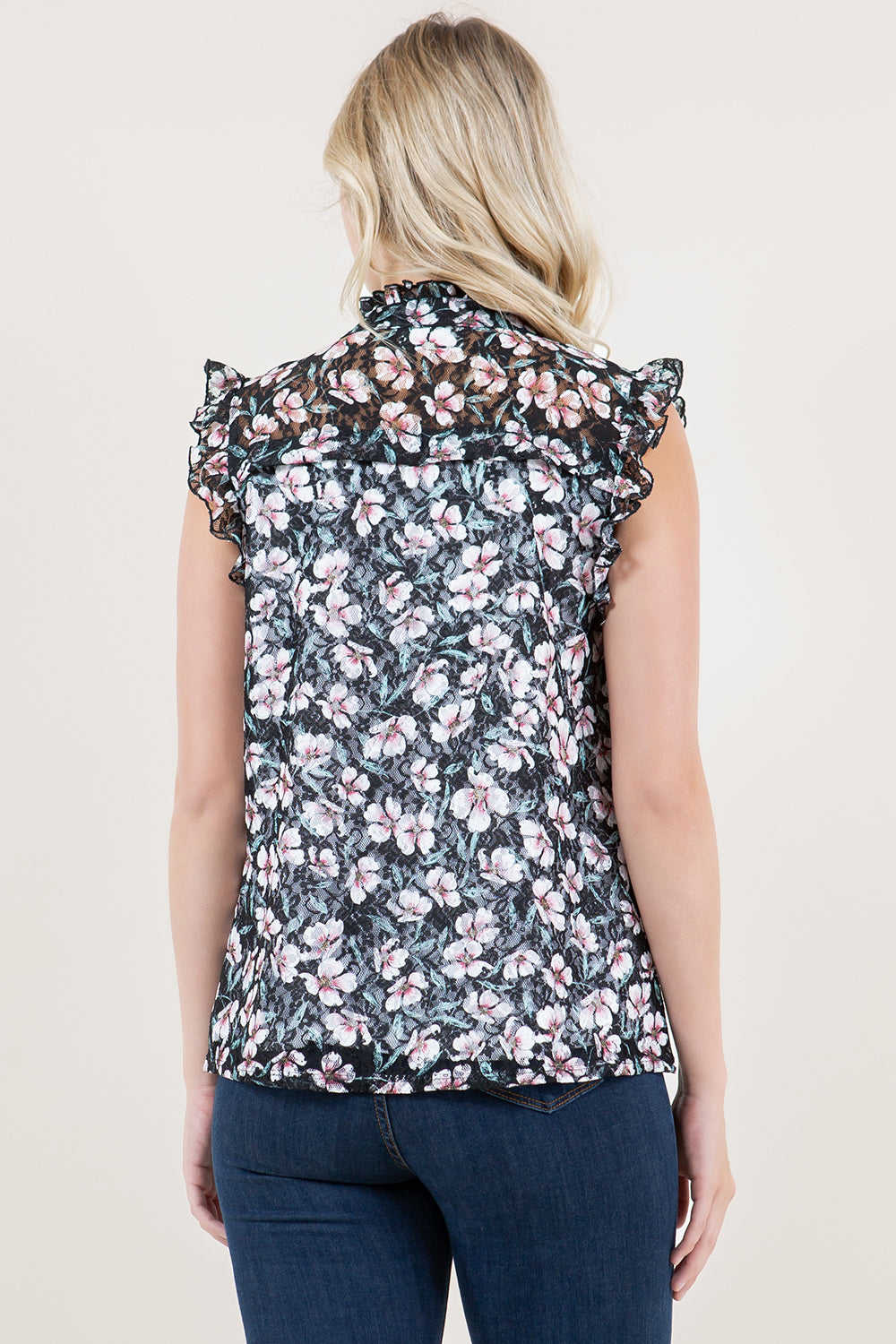 SLEEVEESS RUFFLED EDGE LACE SHIRT / T12541-A1131-1