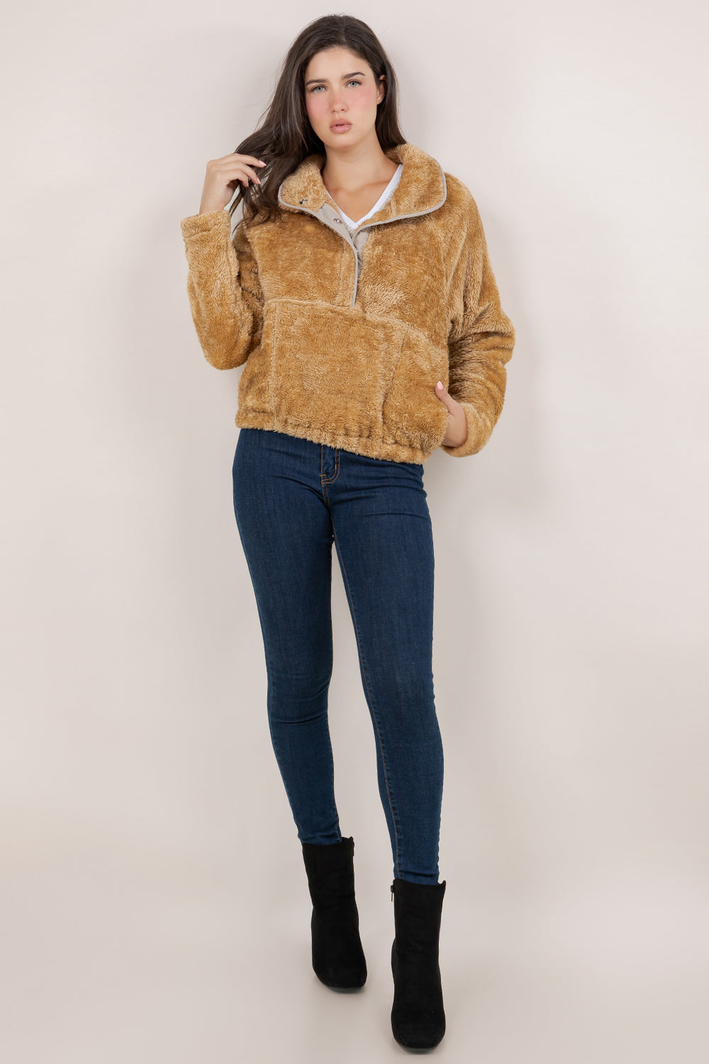 L/SLV RAGLAN SHERPA PULLOVER T12607-0285
