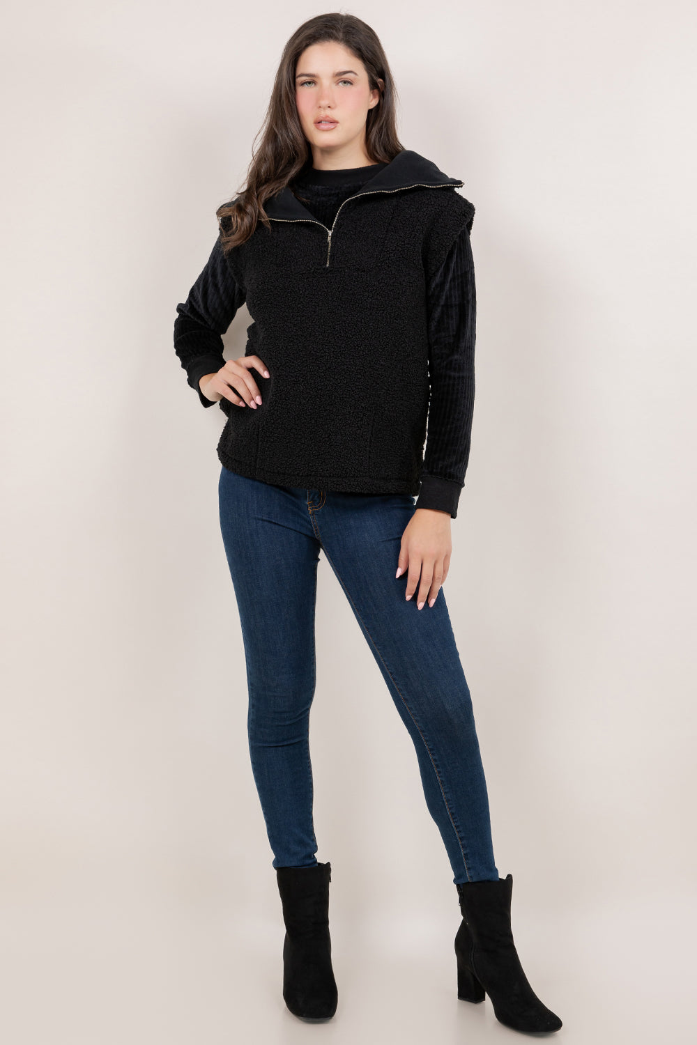 S/LESS HOODED VEST T12612-320