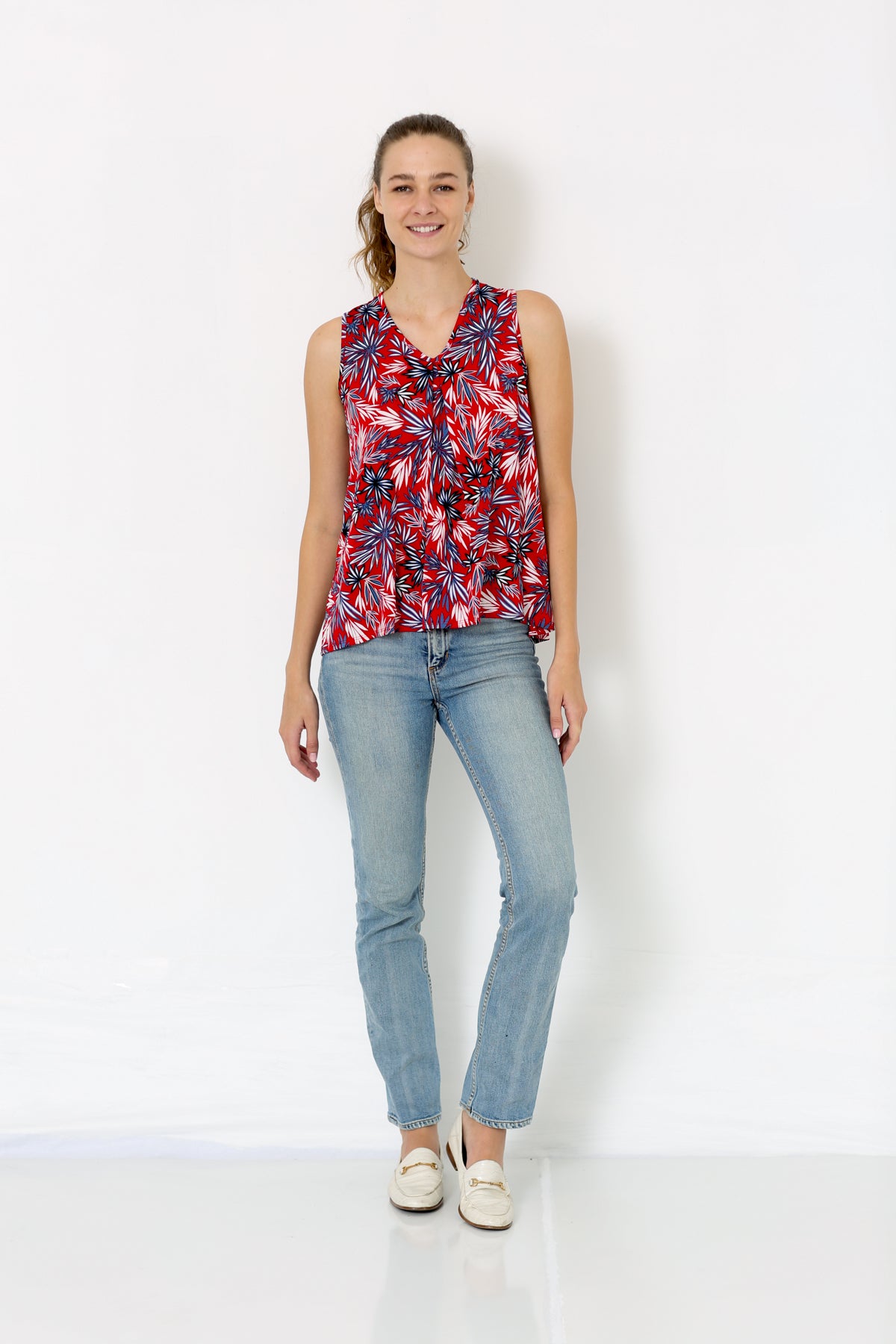 SLEEVELESS HIGH LOW TOP WITH LACE UP BACK TRIM - T8080-PE-SL-701764