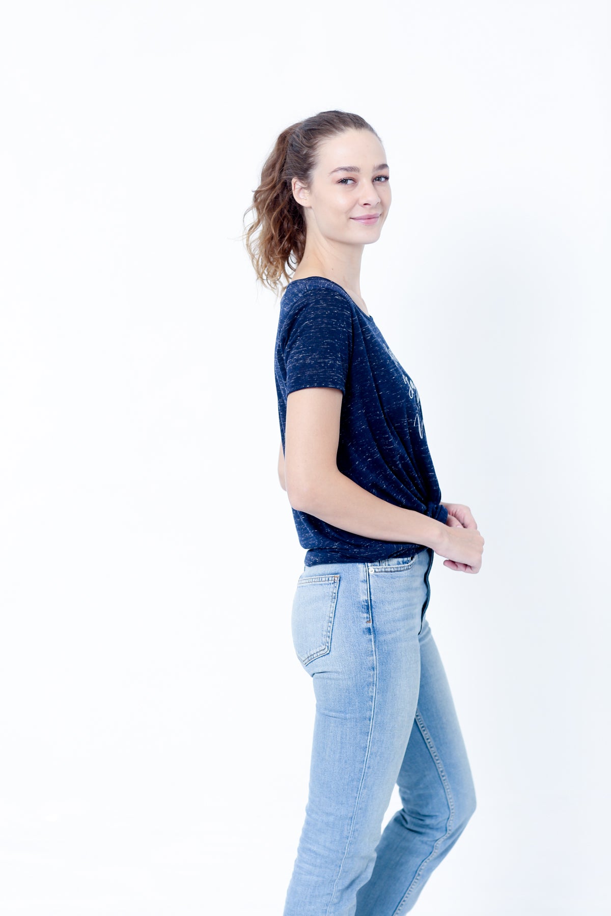 SS ROUND NECK TWIST FRONT - T8382