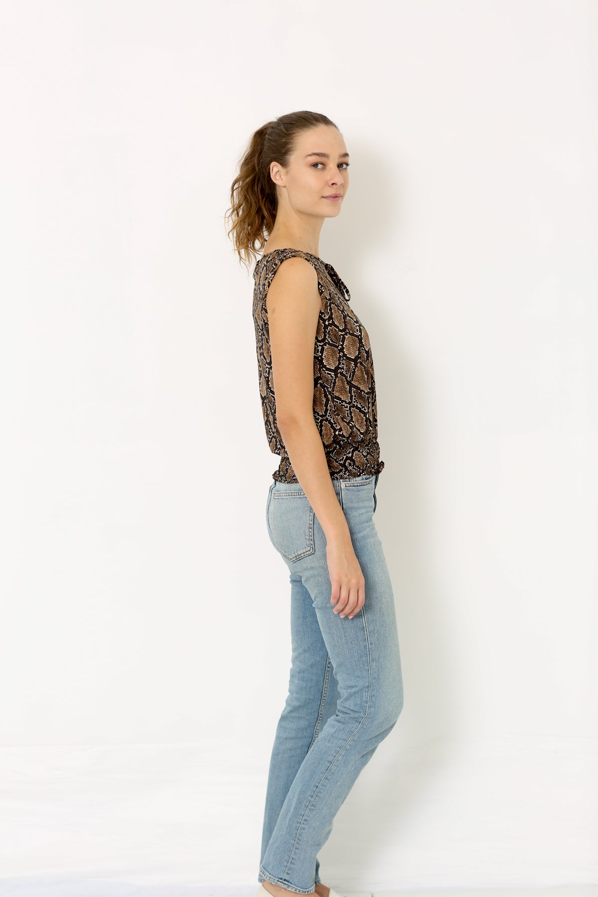 SS SCOOP NECK SMOCKED HEM PEASANT TOP - T9412-SL-1850330