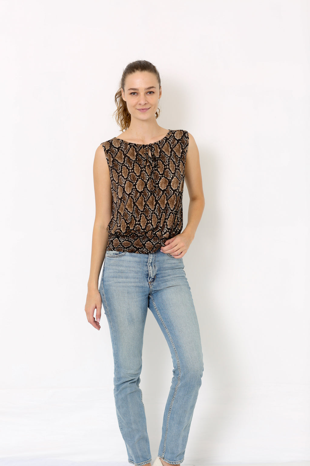 SS SCOOP NECK SMOCKED HEM PEASANT TOP - T9412-SL-1850330