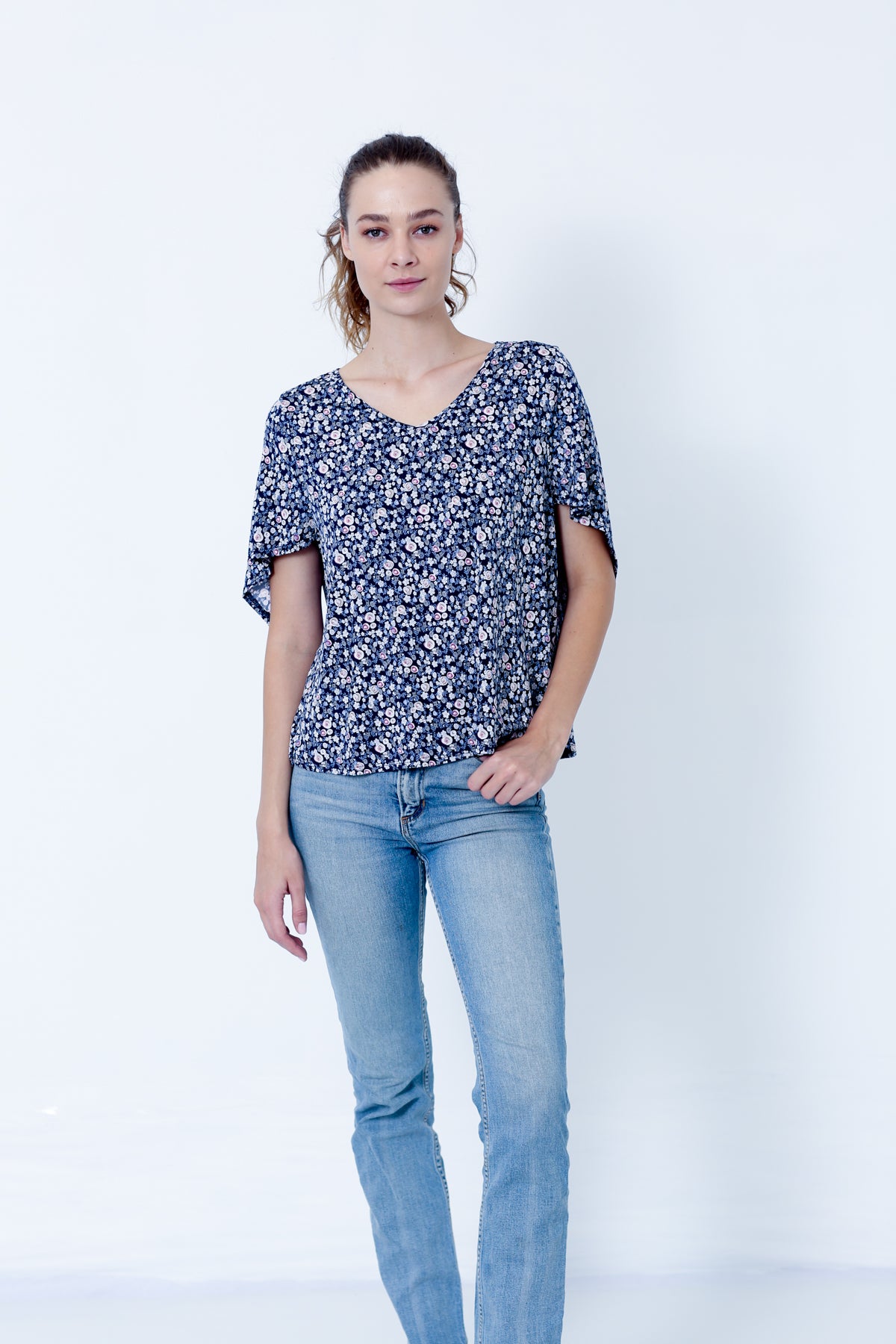 SS FLUTTER V NECK TOP - T9744