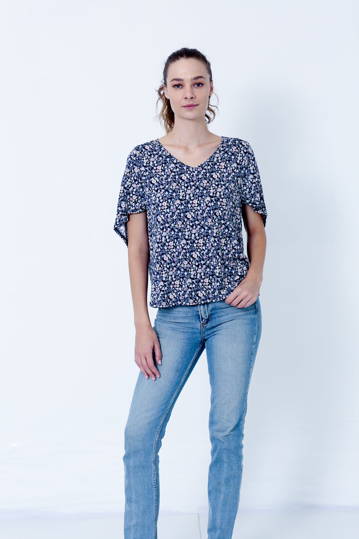 SS FLUTTER V NECK TOP - T9744