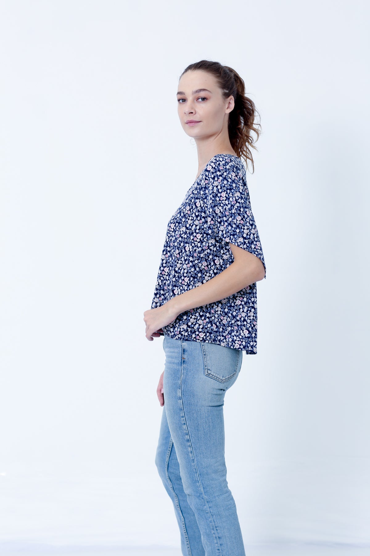 SS FLUTTER V NECK TOP - T9744