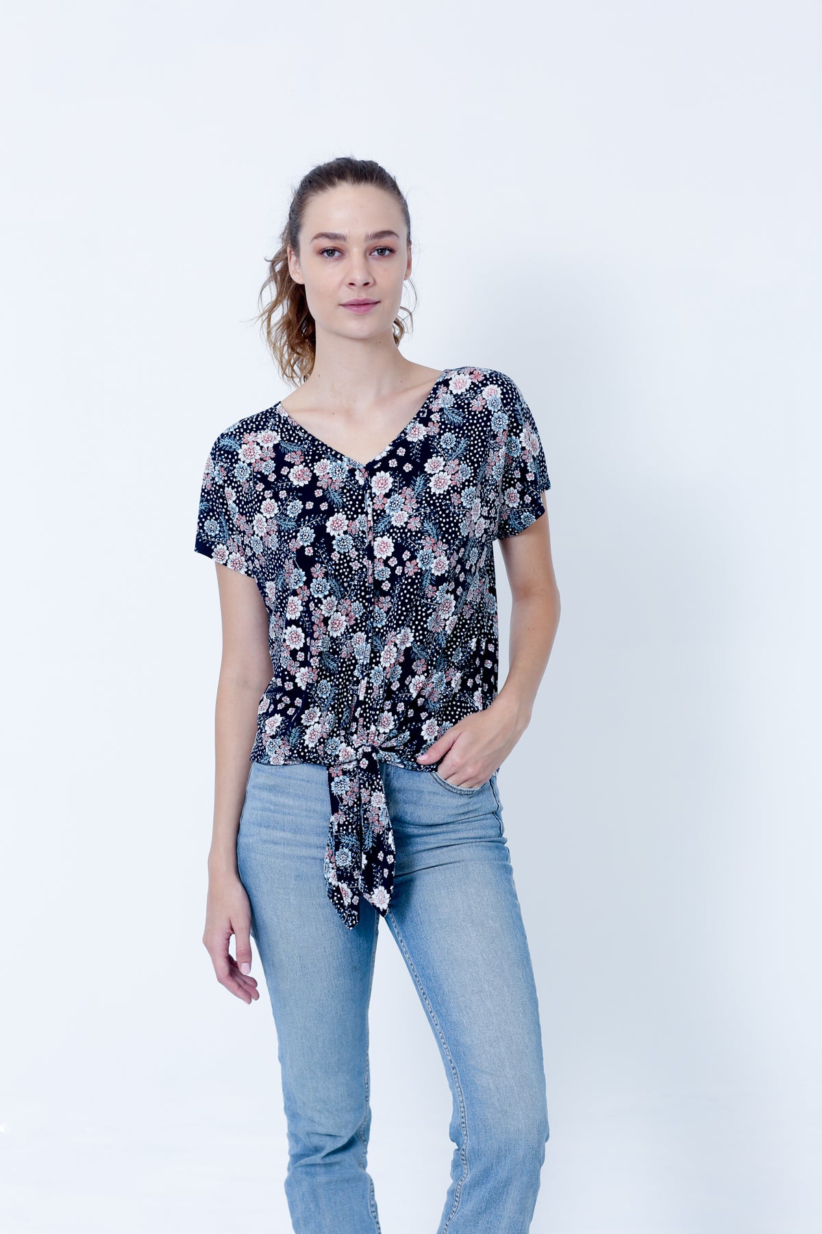 SS FRONT TIE V NECK BUTTONS ON CF - T9833-DSPR65142