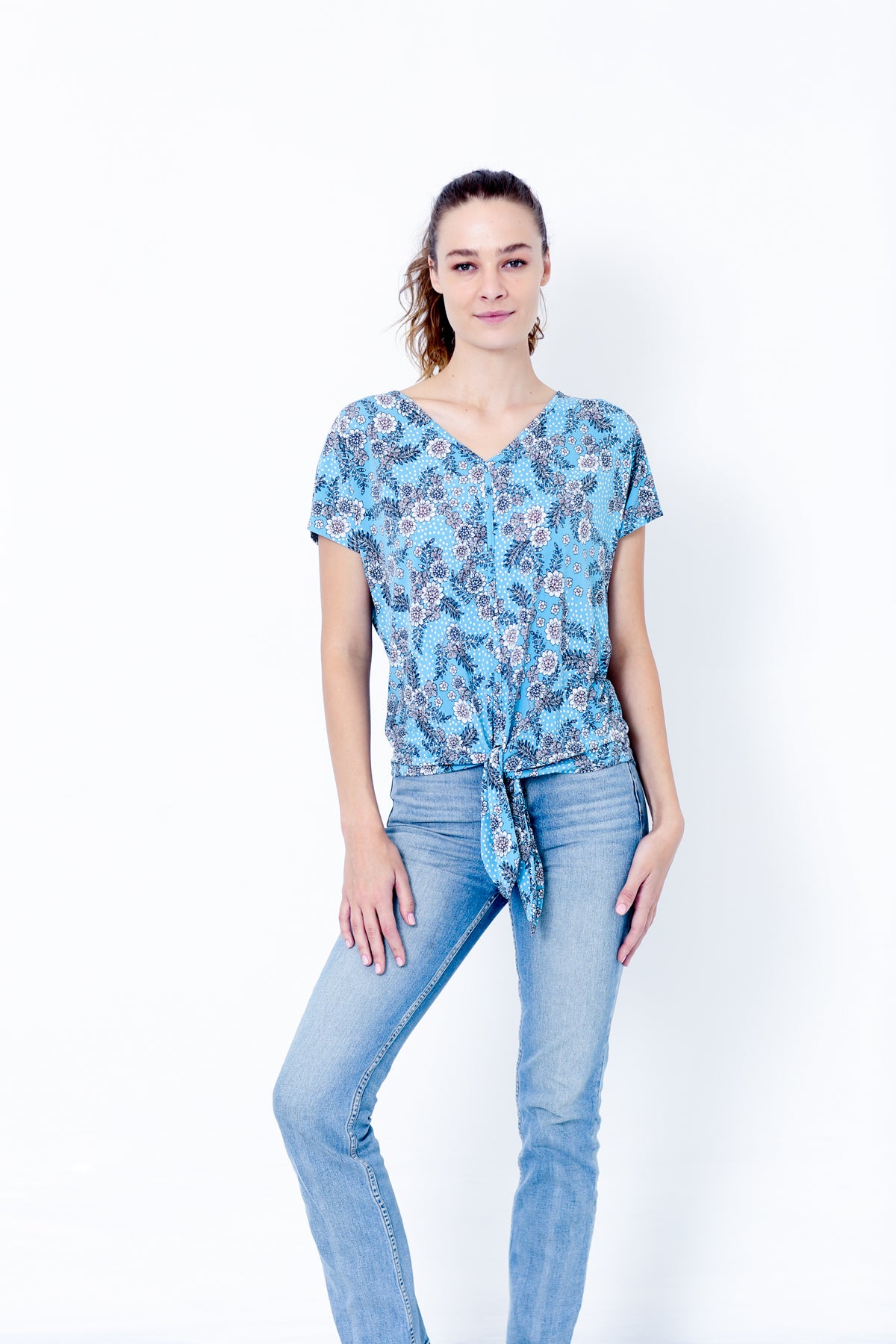 SS V NECK BUTTON FRONT TIE TOP - T9833-DSPR78925