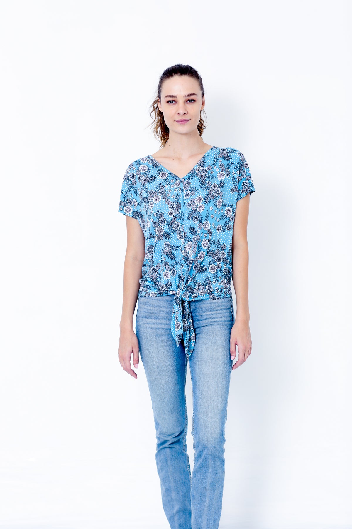 SS V NECK BUTTON FRONT TIE TOP - T9833-DSPR78925