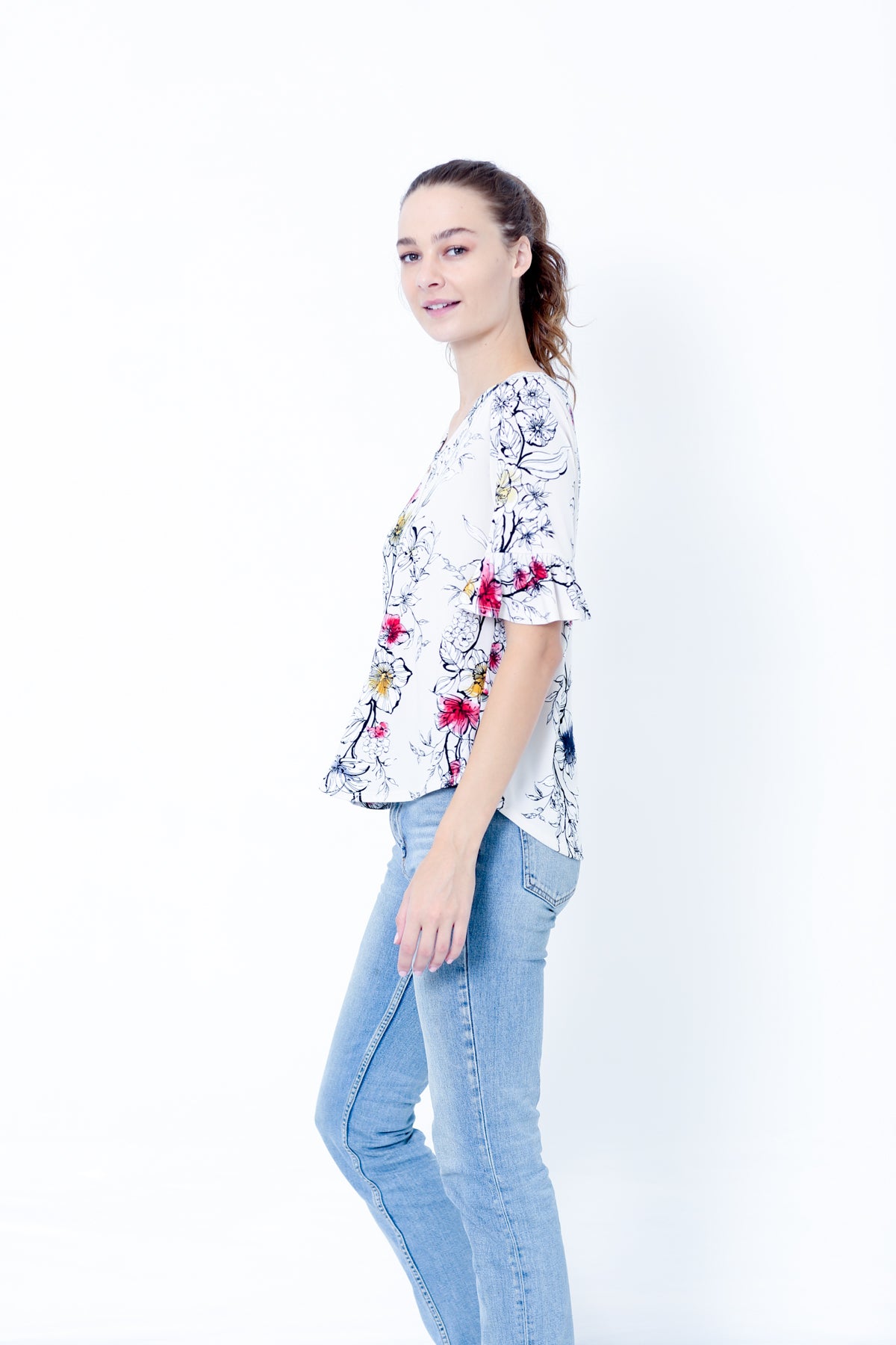 ELBOW SLEEVE WITH FLUTTER AND BUTTONS ON CF - T9885-WB18904