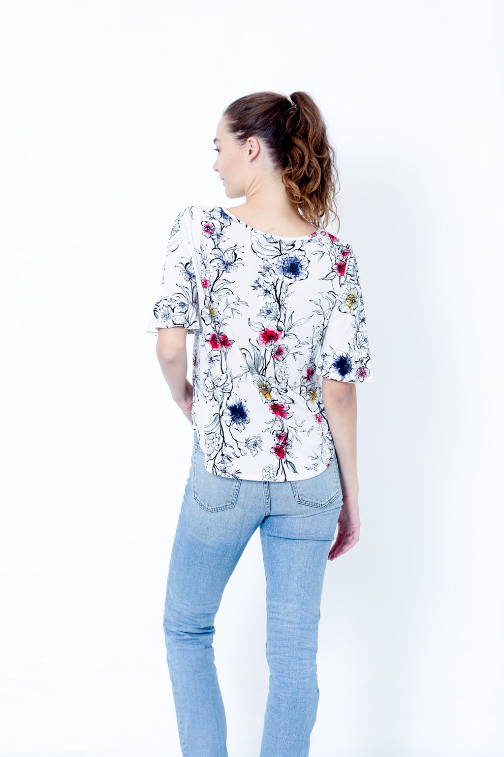 ELBOW SLEEVE WITH FLUTTER AND BUTTONS ON CF - T9885-WB18904